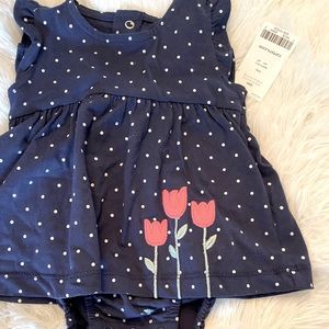 3/$10 ❤️ Carter’s Polka dot one piece dress